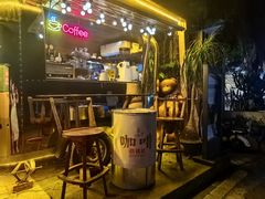 -城墙外BAR