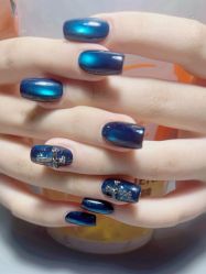 -丽心自助美甲美睫