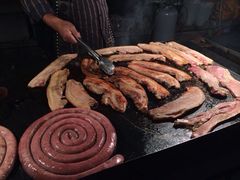 -原住民美食石板烤肉山猪肉