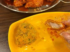 -BHC炸鸡(明洞总店)