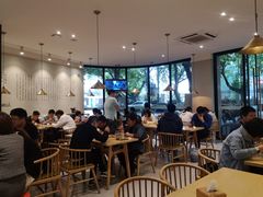 大堂-镇南锅盖面馆(解放路店)