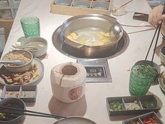 -喃喃椰·糟粕醋·椰子鸡火锅(七堡花园店)
