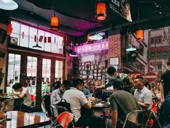 大堂-蚝堡海鲜·威海菜·海肠捞饭·烧烤·亚洲吃蚝公司(幸福门店)