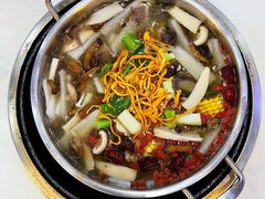 -川味记忆野菌牦牛肉汤锅(泸定店)