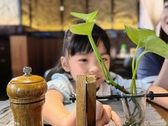 -卡普里披萨·牛扒·下午茶