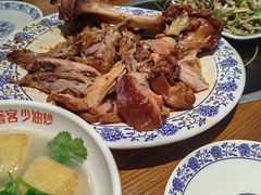 -老天桥酱肉烧饼夹肘子(天桥店)