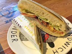 -Who乎coffee&bar