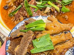 -霄汉牛三鲜湖北砂锅菜(万松园2店)