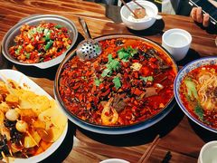 -张氏宽窄巷成都名小吃(华发新天地店)