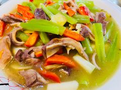 -自贡盐帮菜·玩辣餐厅(樱花园西街店)