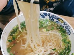 -西部马华清真兰州牛肉面·烧烤夜市(三里河店)