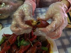 秘制油爆虾-辣螃铠盆盆蟹大排档(总店)
