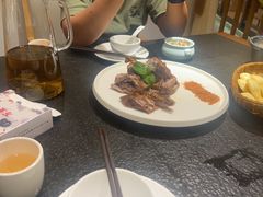 -万重锦·人文川菜馆(骡马市店)