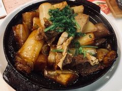 煲仔牛腩猪肠粉-虾饺妹·酒家(金碧店)