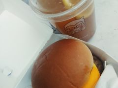 -肯德基(凯德国贸店)
