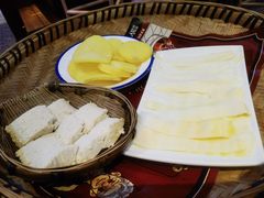 磨坊豆花-爸爸炒料牛排老火锅(高新店)