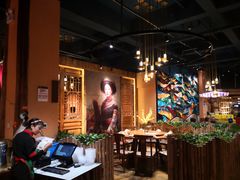 -老滇山寨•云南特色菜•地方菜•民族风情歌舞表演(金碧店)