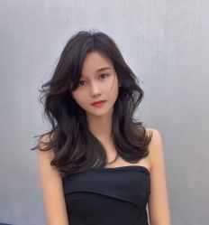 -MONE美发沙龙