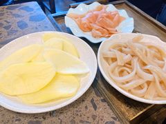 酸萝卜-肖肖酸萝卜鱼火锅(总店)