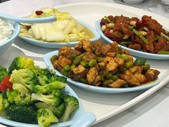 -荣华基·现炒快餐(肇嘉浜路店)