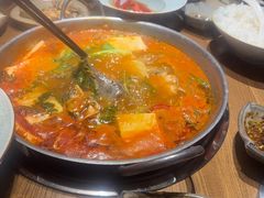 -老凯俚酸汤鱼(鸿通城店)
