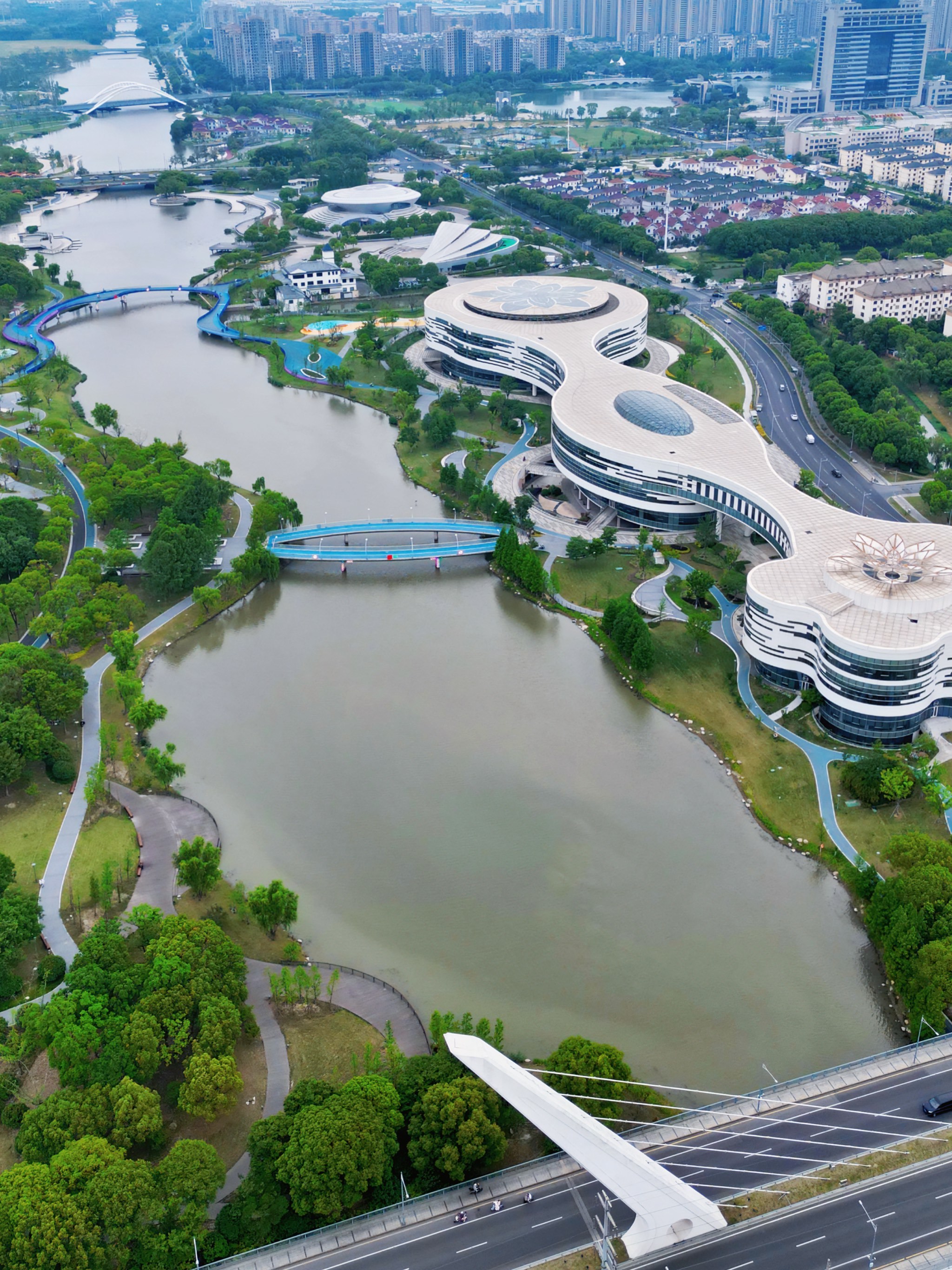 昆山论坛的最新消息绿地(绿地光谷中心城论坛) 昆山论坛的最新消息绿地(绿地光谷中心城论坛)