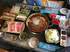 -疯狂的筷子老灶九宫格火锅