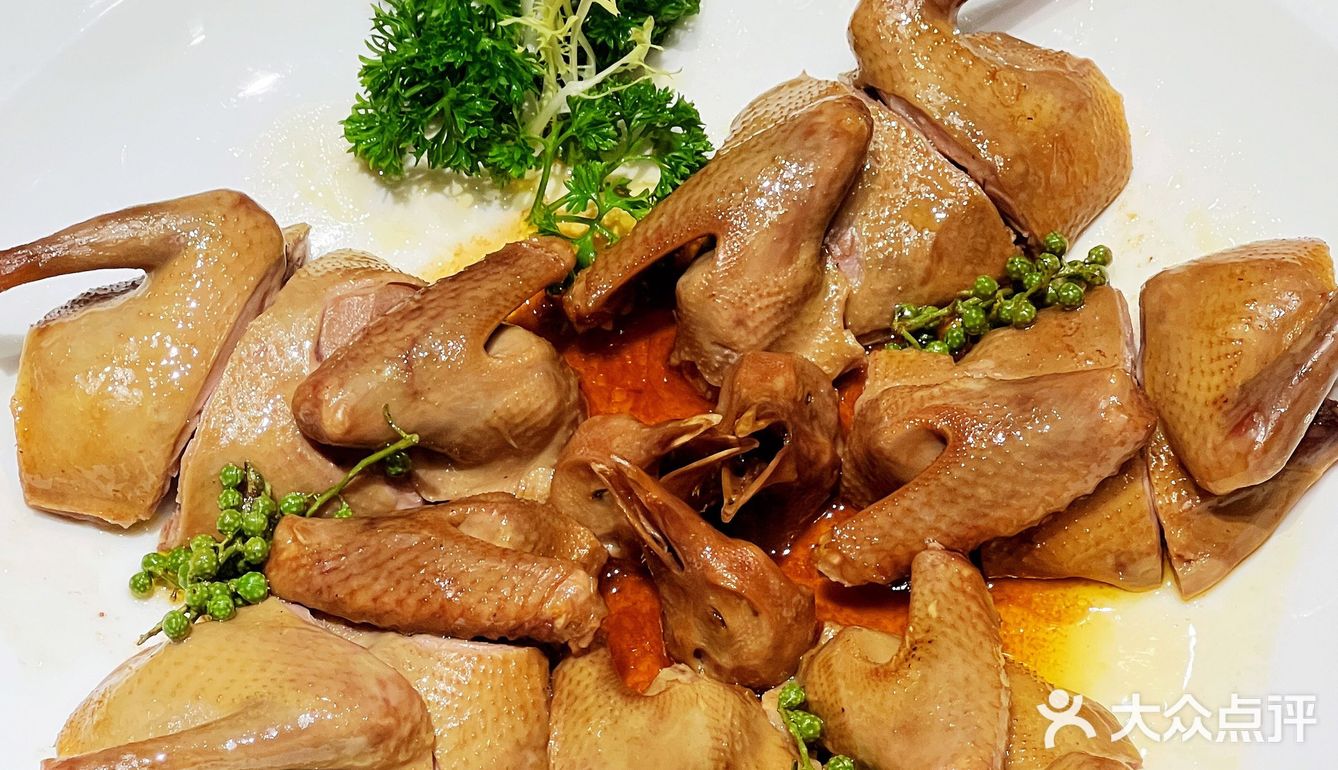 吃螃蟹吃海鲜的首选‼️青山C位餐厅丽华园不允许你还没来过‼️