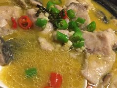 白族酸辣鱼-尽善百年古院餐厅(王家老宅店)