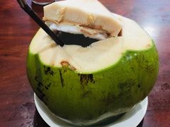 椰青-Dang restaurant (patong phuket)