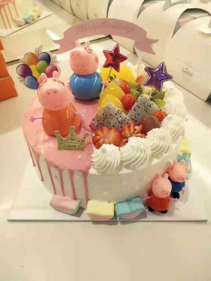 锦鲤坊蛋糕(福元路店)-"银基王朝附近的面包店,口味都还不错,这家.