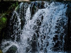 -百丈飞瀑