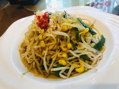 韭菜拌豆芽-蜀宴小调·精致家常菜(来福士店)