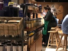 -星巴克(昆明美辰百货店)