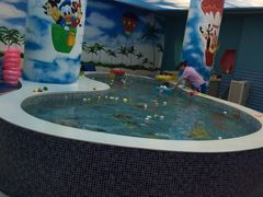 -乐悠游亲子游泳俱乐部