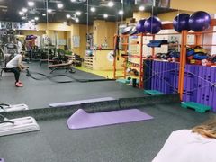 器械区-RoMan罗马健身工作室(莘庄店)