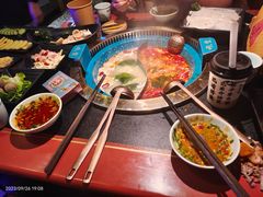 -吼堂老火锅(万寿宫店)