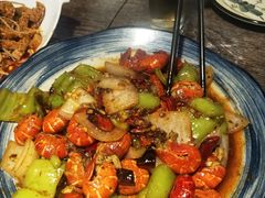 -六福烧烤酒馆(秦隆步行街店)