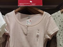 -优衣库(广州番禺万达广场店)