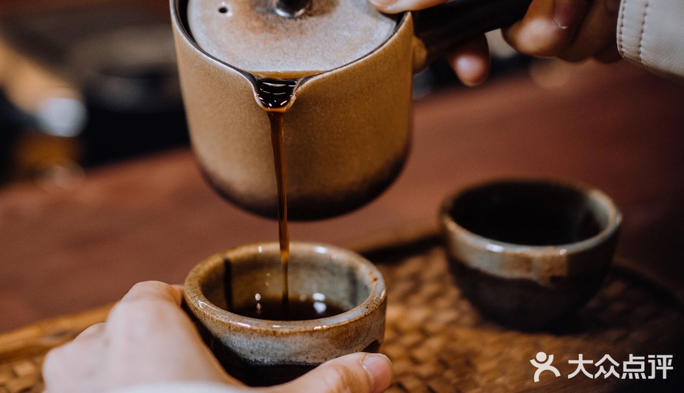 ⚠️在百年药材铺里喝咖啡，还大吵了一架⁉️