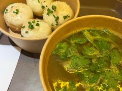 -萝春阁·上海生煎包