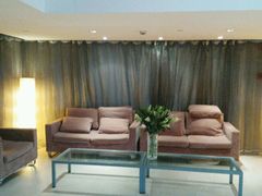 -白玉兰商务酒店(上海陆家嘴滨江店)