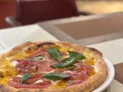 生火腿开心果比萨-BONAZZA 意大利餐厅