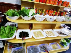 自助取餐区-老字号.雅克白族石板烧十年老店(大理古城店)