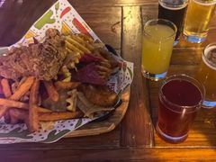 -Famous肥猫墨西哥音乐餐吧(五棵松华熙LIVE店)