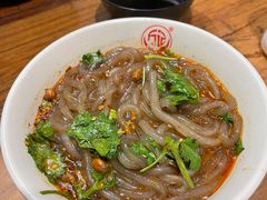 -万记麻辣烫国展总店