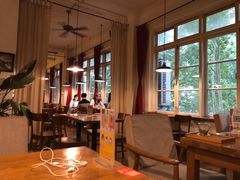 -雕刻时光咖啡馆(交大店)