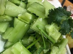 素拍黄瓜-洪忠涮烤王(嵩山路店)