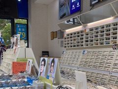 -诺柯视眼镜-蔡司依视路官方工厂店(淞南一店)
