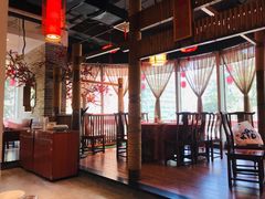-万重锦·人文川菜馆(骡马市店)